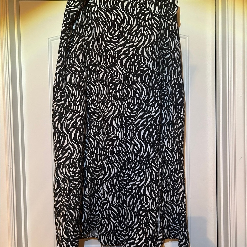 Nine West Black and White zebra Maxi tiered skirt with slit XXL